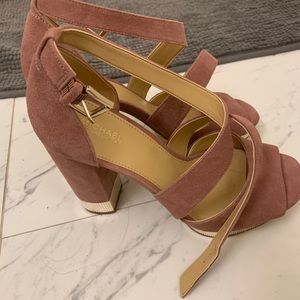 （sold）Michael Kors Sandal Heel